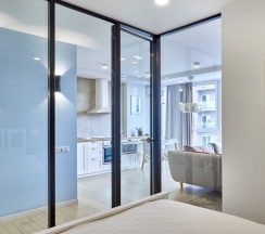 Двухместный люкс двуспальная кровать в Апартаменты Румер в современном жилом комплексе у ТЦ Дана Молл