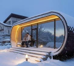 "Орбита", капсула с камином в Гуляй-город