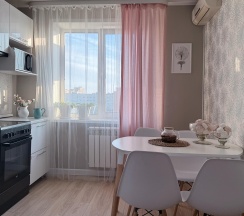 2-комнатные апартаменты, 51 м², 9 этаж в Primavera TYT-YЮT (Примавера ТУТ-УЮТ) на улице Дзержинского 44