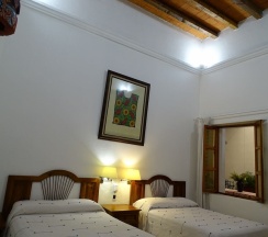 Четырёхместный номер Standard 2 отдельные кровати в Hotel Aitana Oaxaca