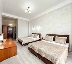 СТУДИЯ с панорамными окнами и видом на горы в Greek house viva hotels group
