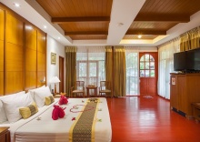 Бунгало Deluxe с балконом в P. P. Erawan Palms Resort