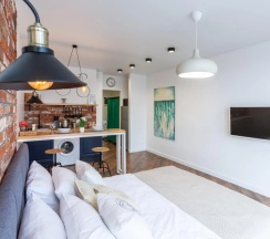 Апартаменты c 1 комнатой с балконом в RentPlaza