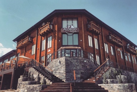 Новоабзаково: Отель Aldego hotel&SPA