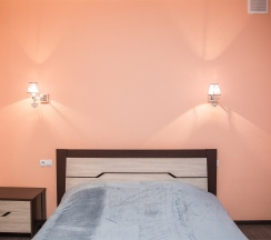 Двухкомнатный с кухней в Вип-Хаус