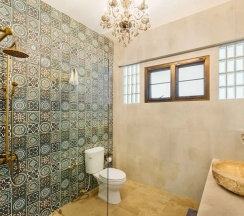 Семейная вилла с 5 комнатами с красивым видом из окна в Happy Family Villa 2