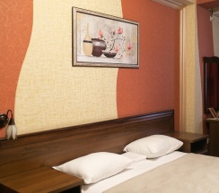 Стандарт 2-х местный с большой кроватью в Жемчуг