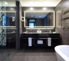 Люкс Diplomat в Double Tree by Hilton