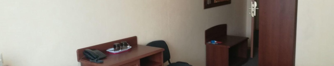 Кровать в 2-местном общем номере (с завтраком) в Лена