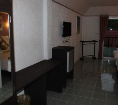 Трёхместный номер Standard c 1 комнатой в Samui Green Hotel