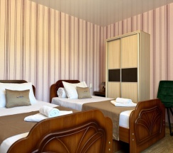 Двухместная комната с раздельными кроватями в Корнилофф от Травел Хотелс Антураж