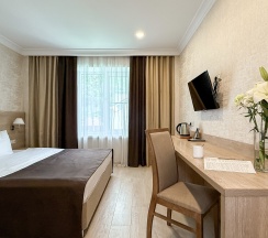 "Стандарт" Стандартный двухместный номер с двуспальной кроватью в Диона