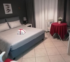 Двухместный номер Standard с балконом двуспальная кровать в Kaktus Guest House