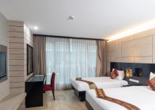 Люкс в Boss Suites Nana Hotel