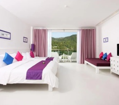 Двухместный номер Serene Wing Deluxe с видом на бассейн 2 отдельные кровати в Курортный отель The Old Phuket - Karon Beach Resort