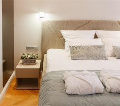 Люкс с 1 двуспальной кроватью в ITALYANSKAYA 29 Hotel