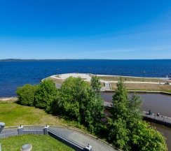 "Полулюкс" в Онежский замок