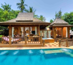 Двухместная вилла Hideaway Pool двуспальная кровать в Santhiya Koh Phangan Resort & Spa