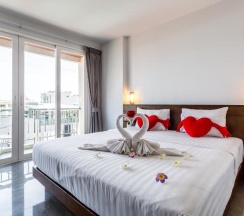 Двухместный номер Deluxe двуспальная кровать в 7Q Bangla Hotel