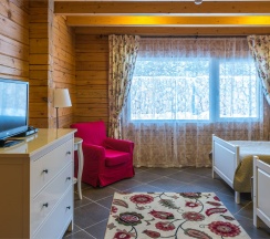 18-ти местный дом в Прибрежном поселке в Бутик