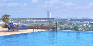 Dubai: Отель Two Seasons