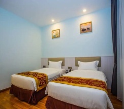 Двухместный номер Standard с видом на город двухъярусная кровать в Austin Park Hotel