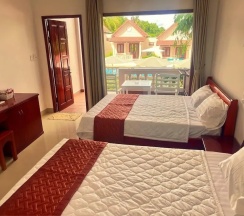 Трёхместный номер Deluxe в Hong Bin Bungalow Resort