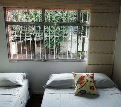 Одноместный номер Deluxe двуспальная кровать в Bed & Breakfast Local Home