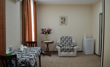 Номер люкс улучшенный (с завтраком) в Аэрополис