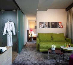 Двухместный полулюкс Executive двуспальная кровать в Sofitel Munich Bayerpost