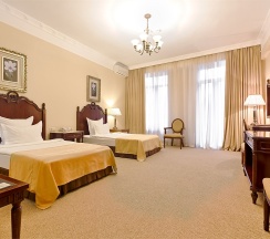 Джуниор Сьют с двумя кроватями в Green house detox&SPA