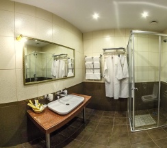 Luxe в Авшар-клаб