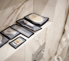 Двухкомнатный люкс с балконом и видом на море (одна кровать 160 см, диван 140 см) 3* в Golden hills