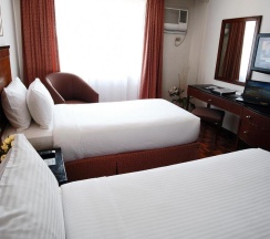Двухместный номер Deluxe двуспальная кровать в Fersal Hotel Neptune Makati