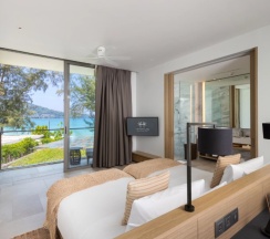 Люкс Azure с 2 комнатами с видом на море в Twinpalms MontAzure Phuket Resort