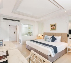 Двухместный люкс Mini Plus с видом на море двуспальная кровать в Royal Cliff Beach Hotel Pattaya