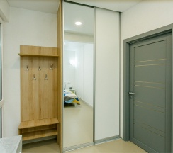 Апартаменты "На листопадной 15А" в Саквояж