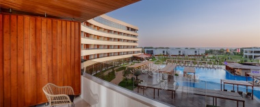 Deluxe Twin Pool View в Funf Luxury Resort&SPA Anapa Miracleon