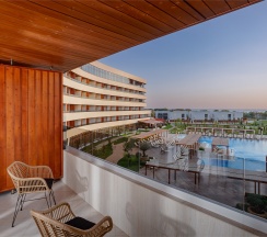Deluxe Twin Pool View в Funf Luxury Resort&SPA Anapa Miracleon