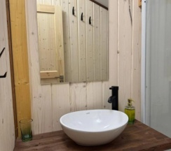 Коттедж с красивым видом из окна в Лагуна