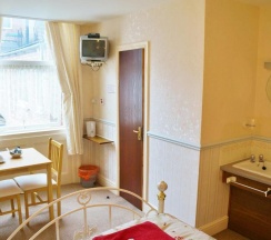 Двухместный номер Standard двуспальная кровать в The Captain Guesthouse
