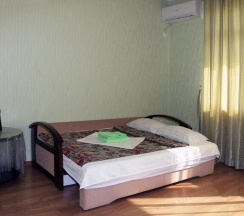 Двухместный люкс с 2 комнатами с балконом 2 отдельные кровати в Аист