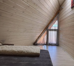 Семейный шестиместный номер в Marine River Club