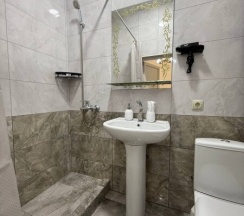 Комфортная квартира на 3 этаже – идеальна для семьи или командировок в Как Дома 05