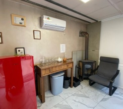 Двухместный коттедж с красивым видом из окна двуспальная кровать в Koban Spa Resort