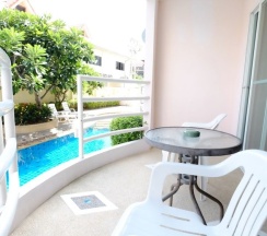 Номер Standard с балконом и с красивым видом из окна в Phu View Talay Resort