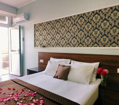 Двухместный Комфорт с балконом в Уральские самоцветы