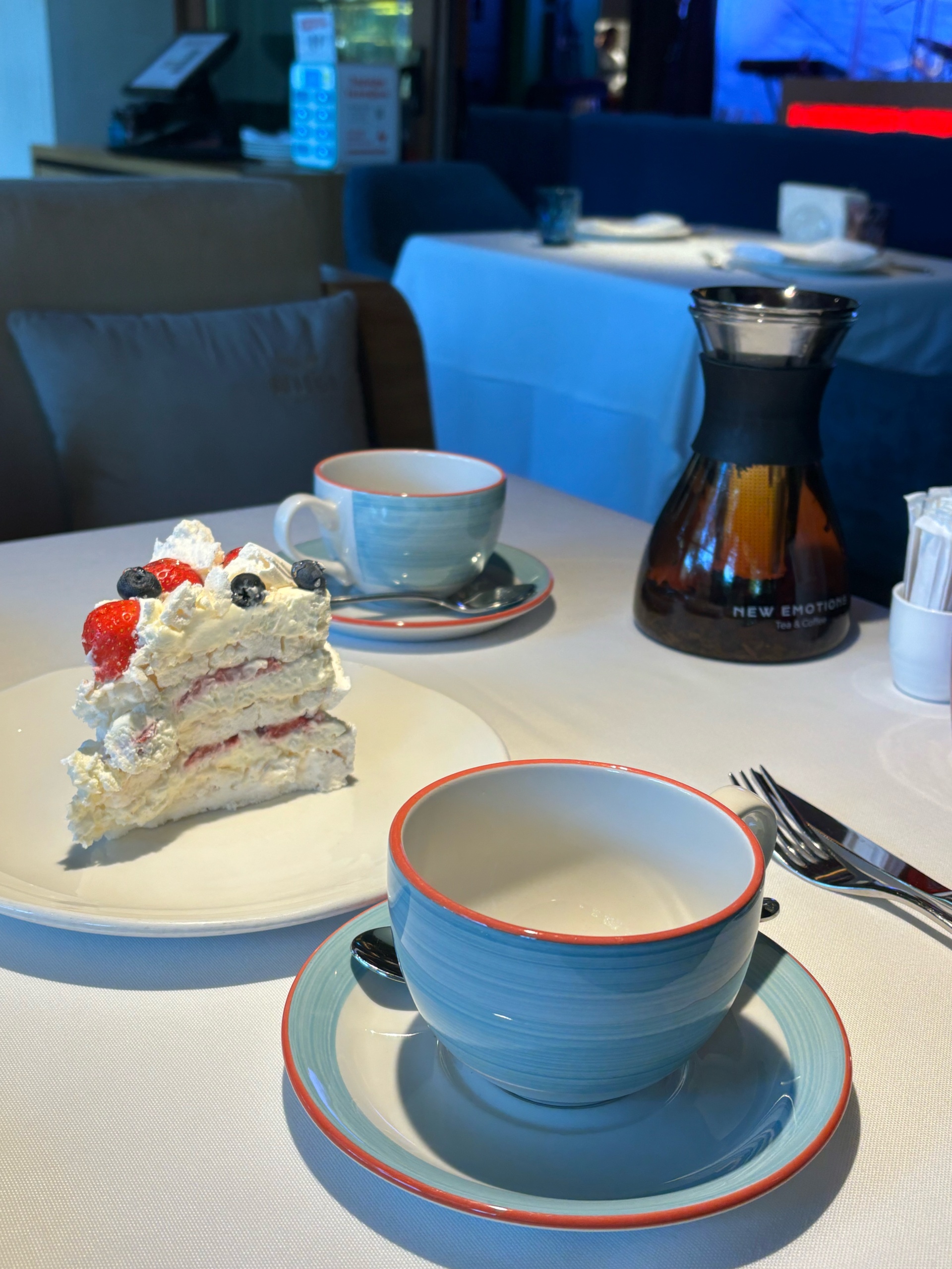 попки ДП Metallica опубликовали песню «Lux Æterna»! Новый альбом «72 Seasons» выйдет в апреле 2023 года!