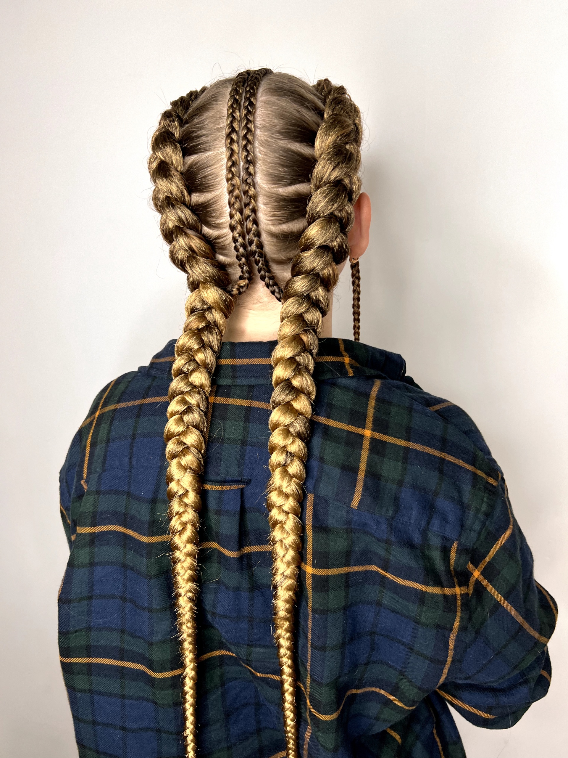 Braidstyle, студия плетения кос и брейдов, улица Юбилейная, 69в, Псков —  2ГИС