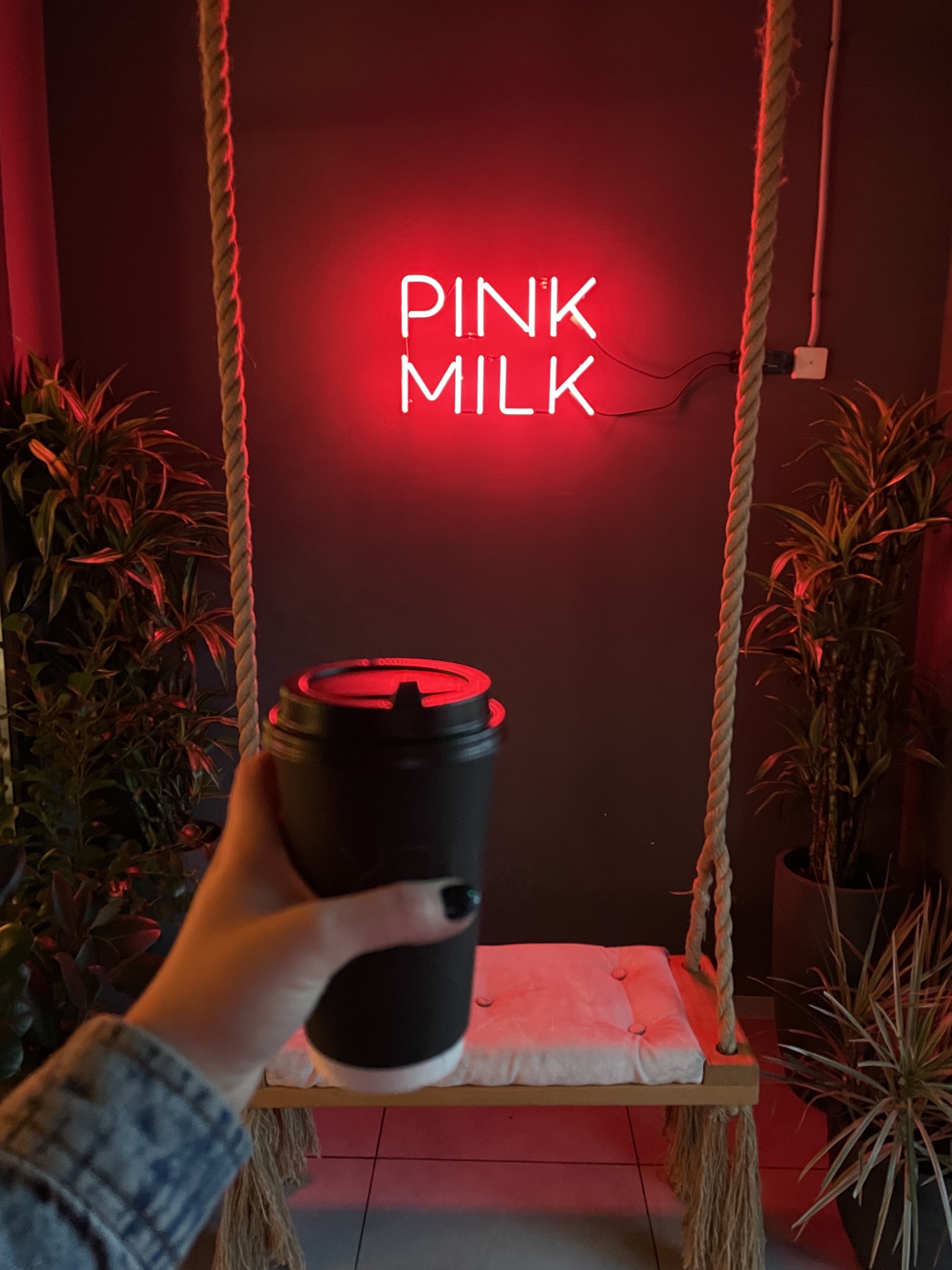 Pink Milk cafe, кафе, ЖК Левобережный, Совхозная улица, 17 к1, Химки — 2ГИС